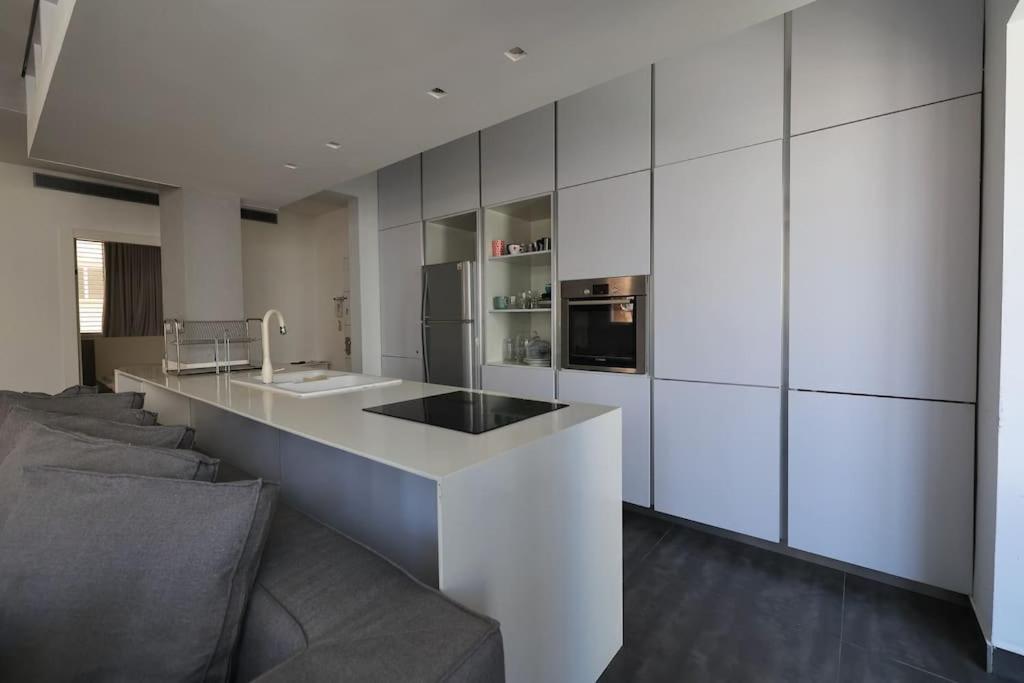 Apartamento - Front Of The Sea Tel Aviv
